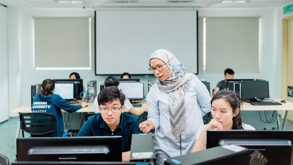 新加坡国立大学药学专业实力分析，科研还是就业