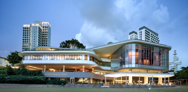 新加坡国立大学的开学时间